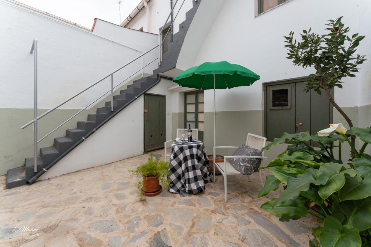 Apartamentos Tibula Museo Mérida Eksteriør bilde